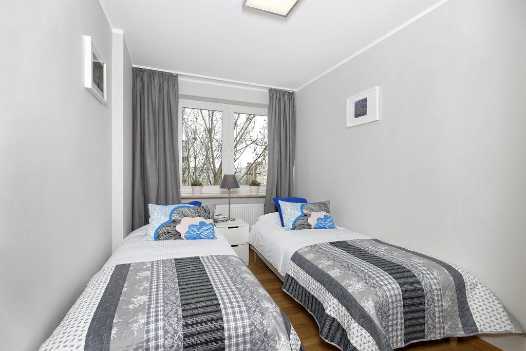 Apartment Powisle Solec Варшава Екстер'єр фото